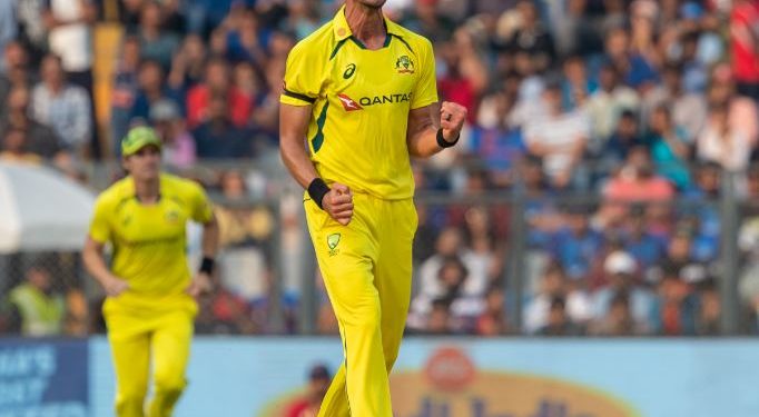 Mitchell Starc gets fiver-fer as Australia restrict India to 117 in second ODI at Visakhapatnam