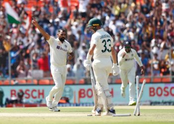 Mohammed Shami takes Labuschagne's wicket in the 1st innings of fourth test BGT