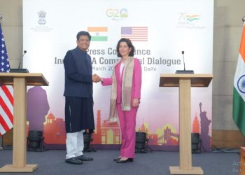 Union Minister Piyush Goyal with Secretary Gina Raimondo at India-US Commercial Dialogue (Image: PiyushGoyal/Twitter)