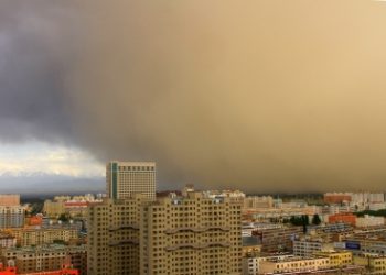 China renews alert for 'most severe' sandstorms