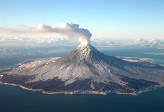 Quake swarms at neighbouring Alaska volcanoes raise concerns