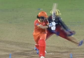 Wolvaardt's 68, 22-run last over propel GG to 188/4 against RCB