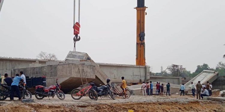 Odisha: Under-construction bridge collapses in Kendrapara
