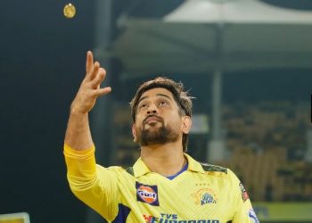 CSK elect to bowl against SRH