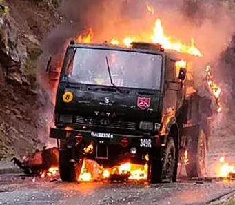 Poonch: 5 Army soldiers killed in terrorist attack - Vimarsana News