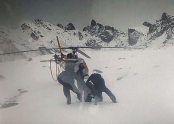 IAF rescues 13 Indian Army personnel in North Sikkim (Image: easterncomd/Twitter)