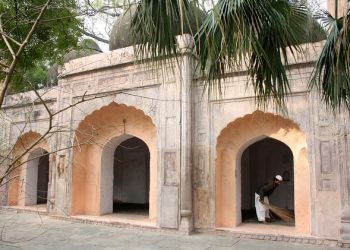 Mughal mosque