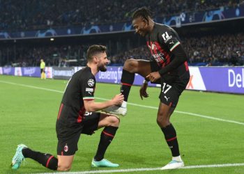 Olivier Giroud scores Napoli as AC Milan enter the semifinals of UEFA Champions League (Image: livescore/Twitter)
