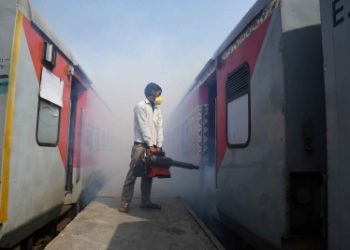 Smoke in Chennai-Delhi Rajdhani Express