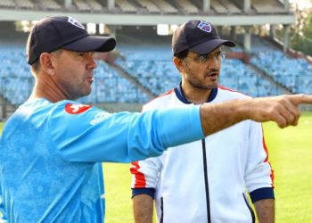 DC's director of cricket Sourav Ganguly with coach Ricky Ponting (Image: DelhiCapitals/Twitter)