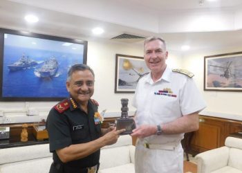 Admiral Sir Tony Radakin, Chief of Defence Staff, UK meets General Anil Chauhan, CDS India (Image: PBNS_India/Twitter)