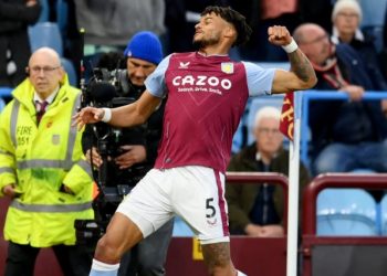 Tyrone Mings (Image: livescore/Twitter)