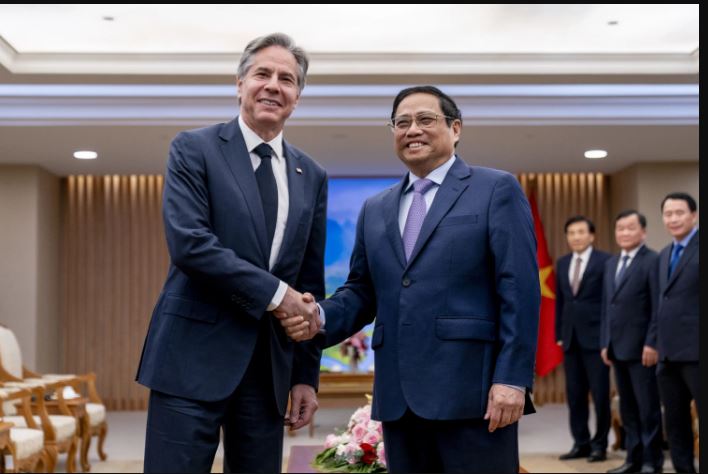 US, Vietnam pledge to boost ties as Blinken visits Hanoi