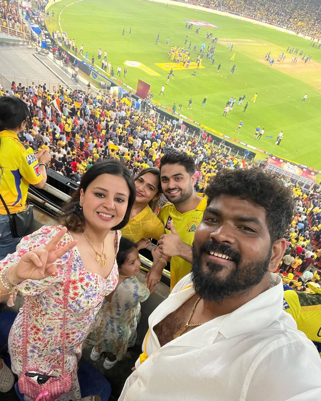 IPL 2023: Vignesh Shivan poses with Sakshi Dhoni, Raviba Jadeja while cheering for CSK