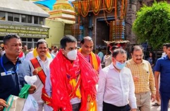 CJI Chandrachud visits Jagannath temple in odisha