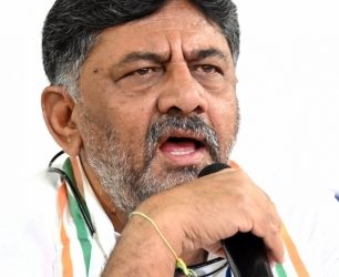 SC dismisses CBI's plea against stay on probe against Karnataka DyCM Shivakumar in graft case