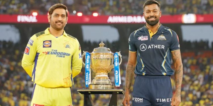 Chennai Super Kings skipper Mahendra Singh Dhoni with his Gujarat Titans counterpart Hardik Pandya at the toss IPL 2023 final (Image: ilpt20.com)