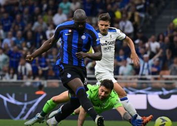 Romelu Lukaku scoring the opening goal of the match between Inter Milan and Atalanta (Image: Inter_en/Twitter)