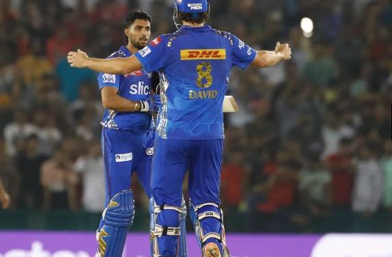 MI beat Pujab Kings by 6 wickets