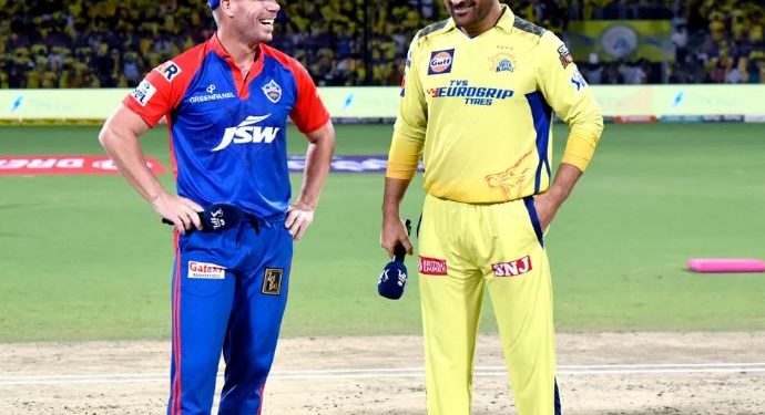 MS Dhoni-David Warner (Image: iplt20.com)