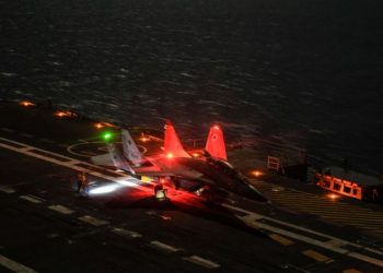 Indian Navy's MiG-29K lands on the deck of INS Vikrant