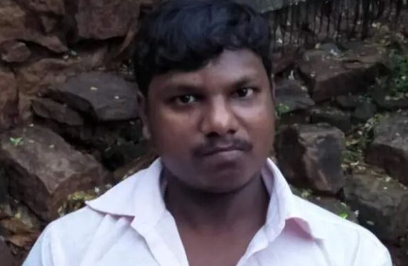 Odisha_Armed miscreants hack youth to death in Bhubaneswar
