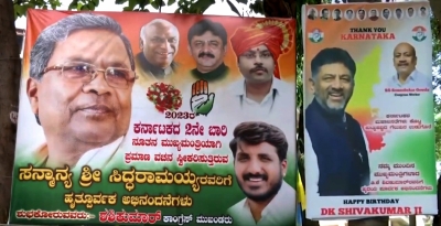 All eyes on CM post; poster war erupts in Karnataka