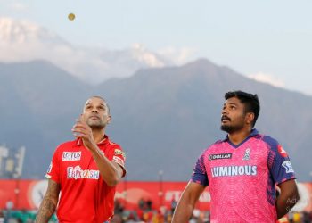 Shikhar Dhawan and Sanju Samson during the toss of an IPL match between Punjab Kings and Rajasthan Royals (Image: iplpt20.com)