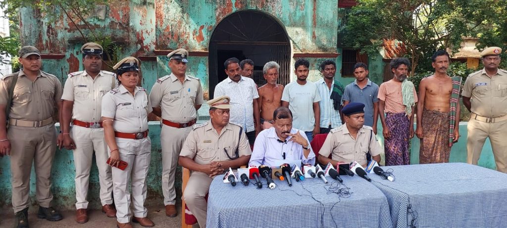 Odisha: Eight nabbed for assault, murder attempt on Parjang tehsildar