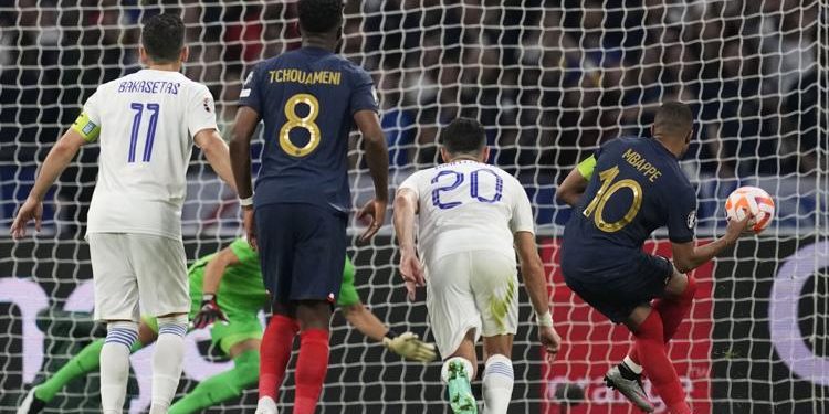 England and France win again in Euro qualifiers, Swiss draw despite leading 2-0