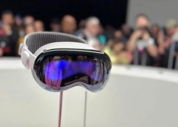 Apple's Vision Pro headset