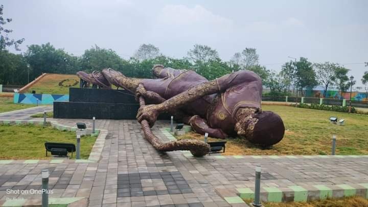 Mystery over Rourkela statue collapse deepens
