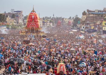Bahuda Yatra: Holy Trinity's homecoming begins as chariots roll hours before schedule