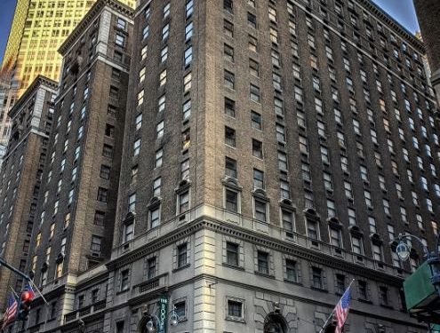 The Roosevelt Hotel (Image: onemileaat/Twitter)