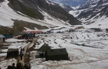 Amarnath Yatra remains suspended for third consecutive day