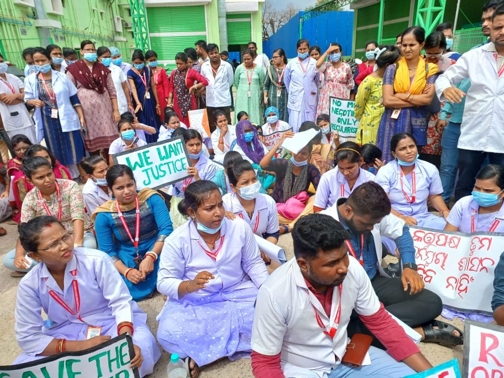 Contractual workers of Acharya Harihar Post Graduate Institute of Cancer in Cuttack