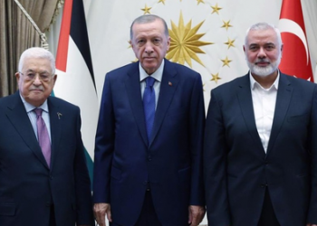 Erdogan meets Palestinian President, Hamas leader