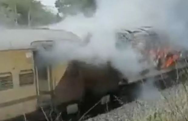 Falaknuma Express, Telengana, Hyderabad, Train, Railways,