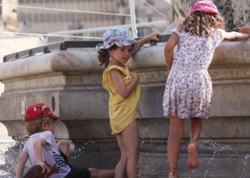 Heat waves impact 92 mn kids in Europe, Central Asia: UNICEF