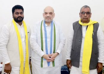 OBC leader Rajbhar meets Shah, joins NDA