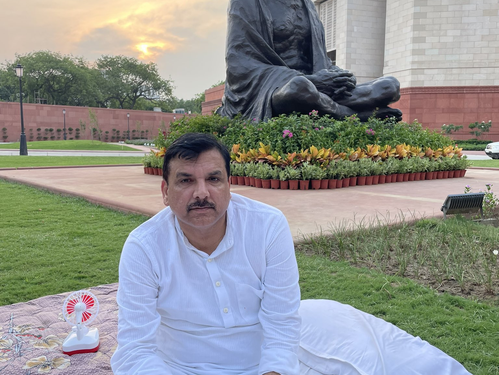 AAP's Sanjay Singh continues sit-in protest on Parliament premises
