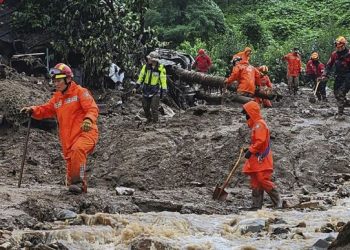 South Korea torrential rains: Death toll reaches 40