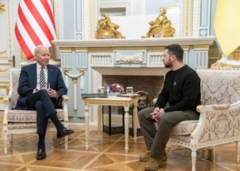 Zelensky calls on Biden