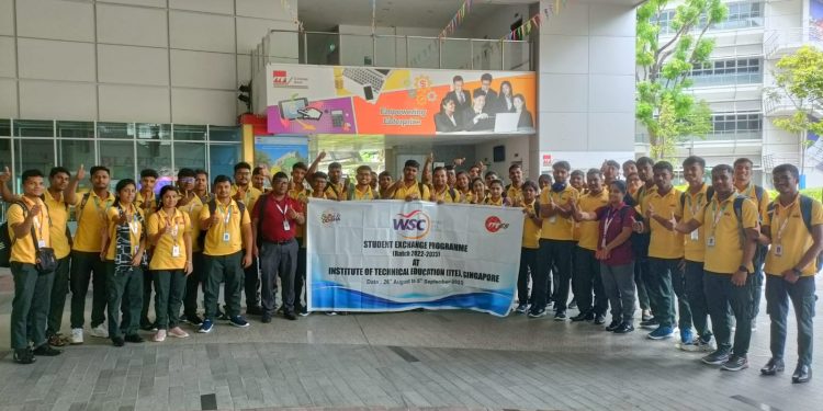 Bhubaneswar: 40 students from World Skill Centre leave for Singapore to get advance training  
