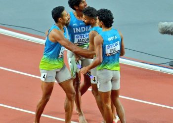 India 4x400m