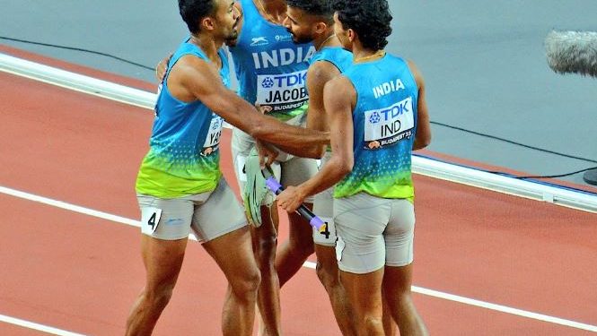 India 4x400m