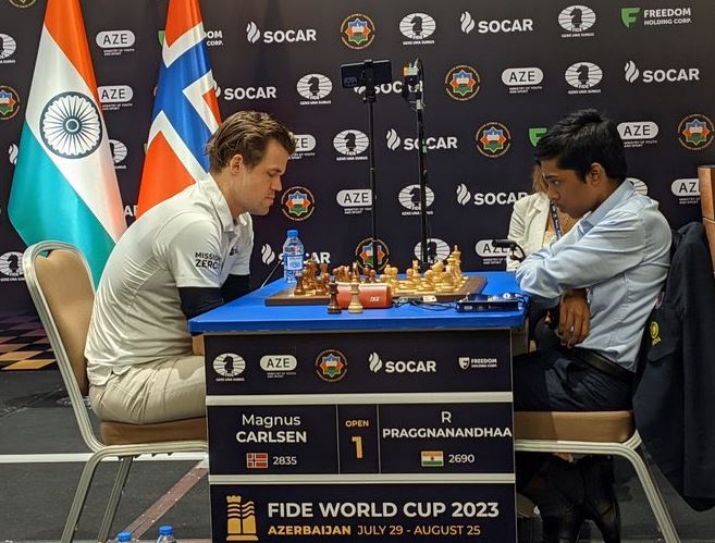R Praggnanandhaa - Magnus Carlsen