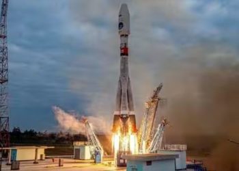 Russia's Luna-25 spacecraft suffers technical glitch in pre-landing maneuver