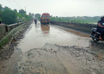 NH-326 turns deathtrap for commuters