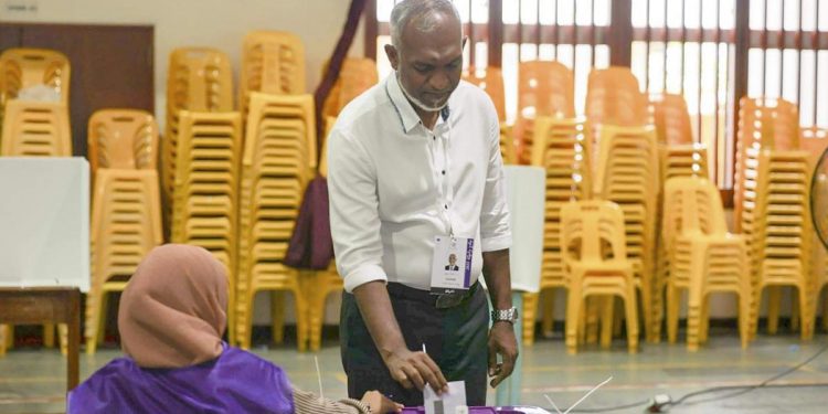 Maldives opposition candidate Mohamed Muiz wins presidential runoff